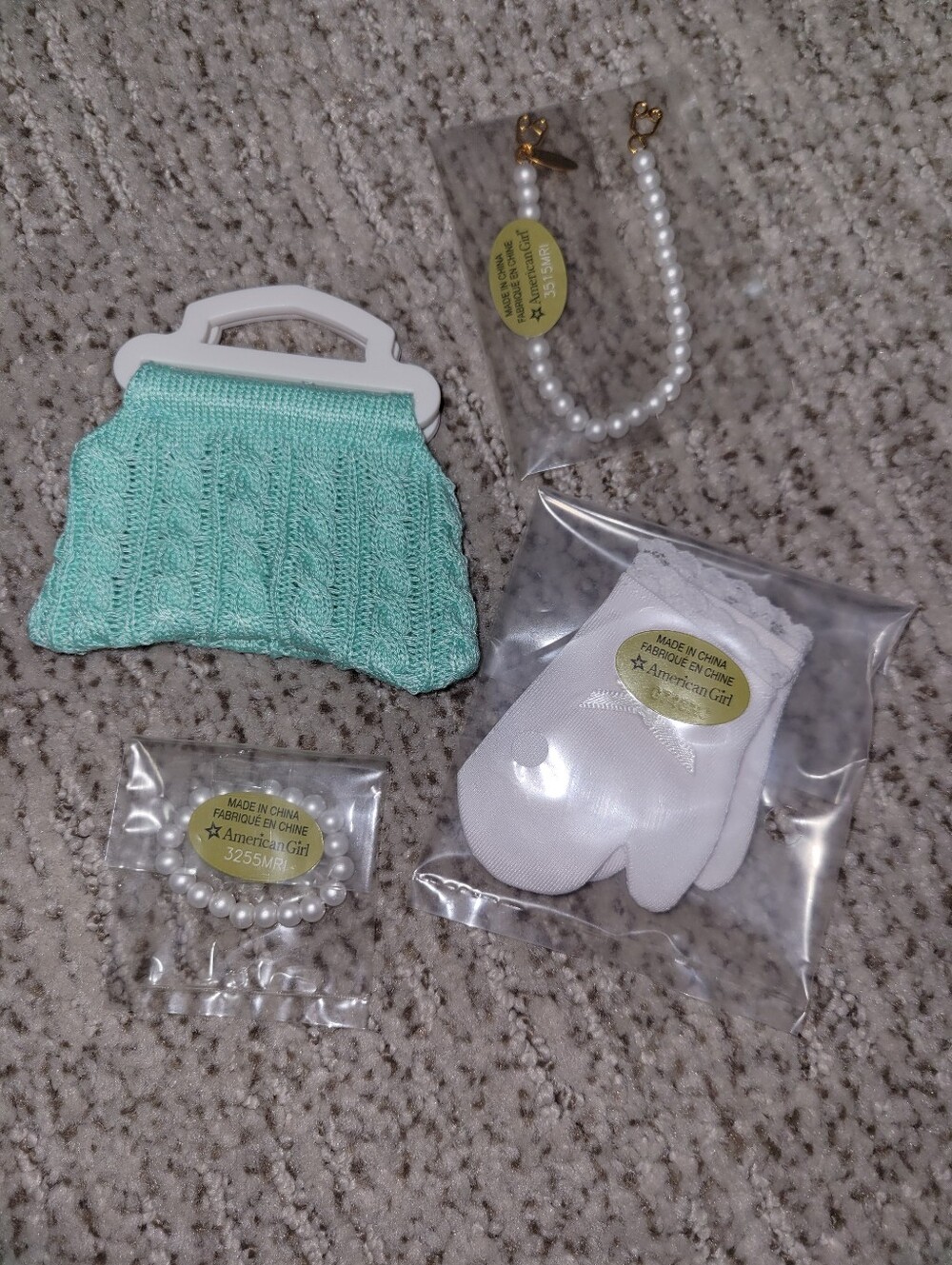 American Girl Doll 2015 Maryellen's Accessories Purse, Gloves, Pearls